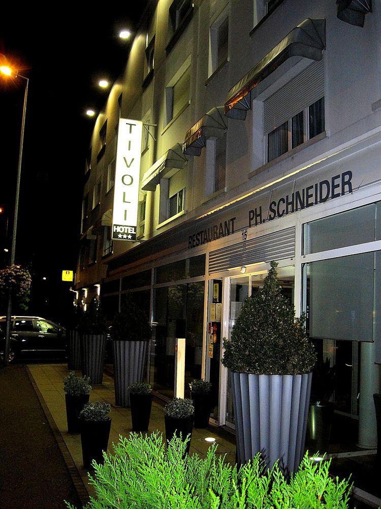 Hôtel Restaurant Tivoli - Basel Airport Huningue Esterno foto